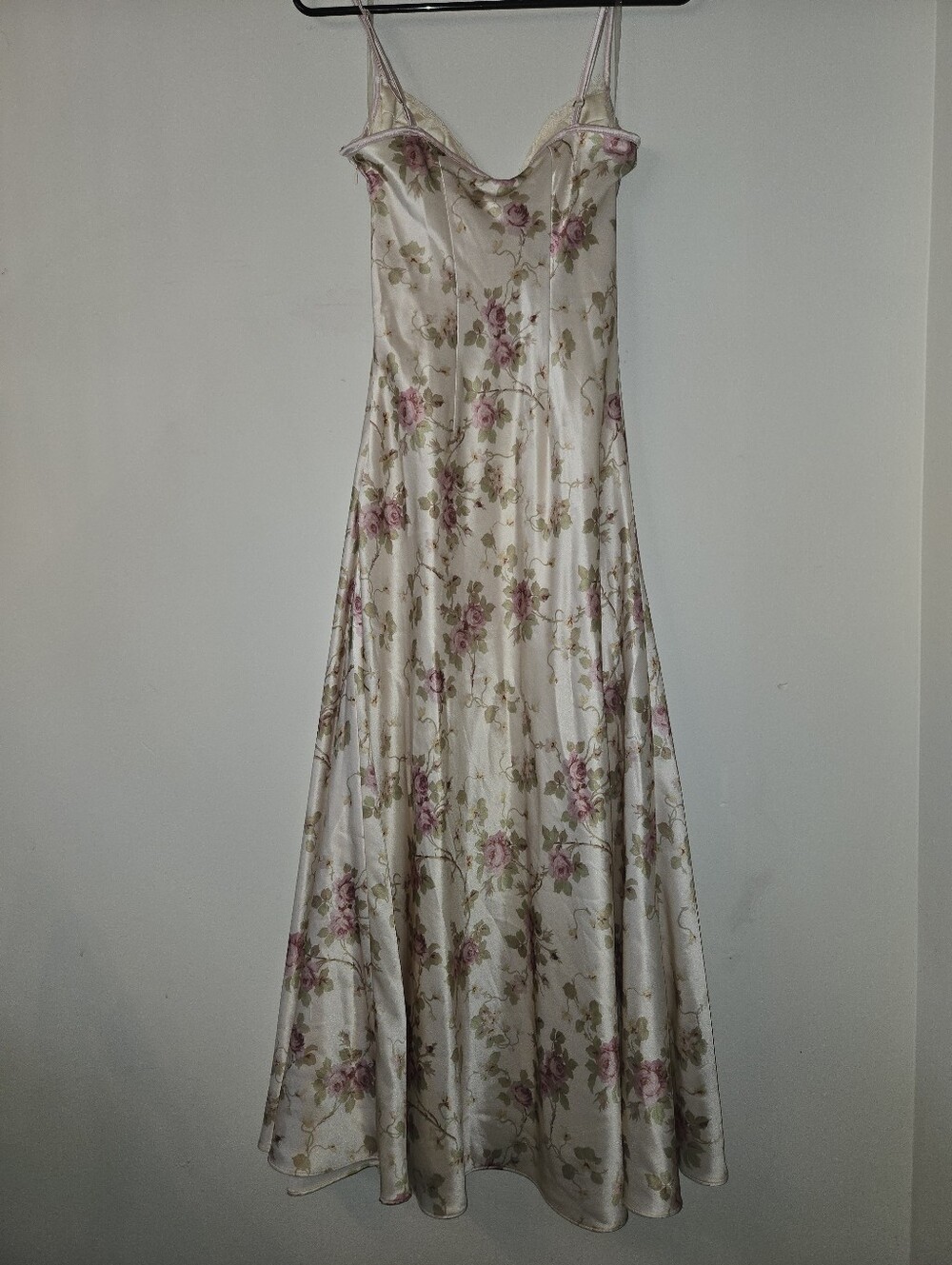 House of CB Felicity [Size XS] Floral Ivory Satin Lace Midi Coquette Dress - Picture 5 of 15